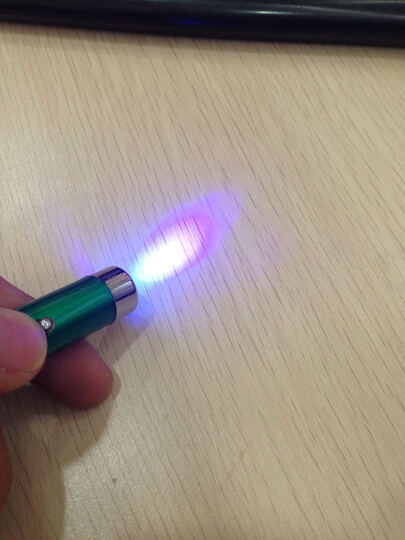 小巧多功能，玩樂與實用兼得——體驗暢意游便攜激光筆